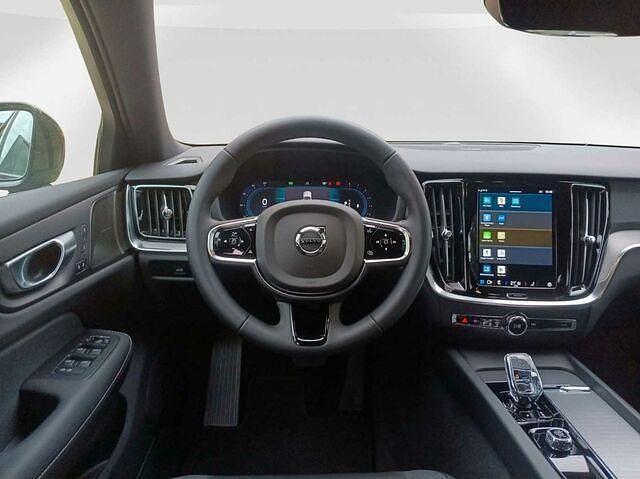 Gebraucht Volvo V60 Plus 197 PS (144 kW) 2024 Platinum grey / metallic Kombi