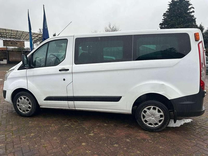 Gebraucht Ford Transit Custom Trend 105 PS (77 kW) 2016 Frostweiß Kombi