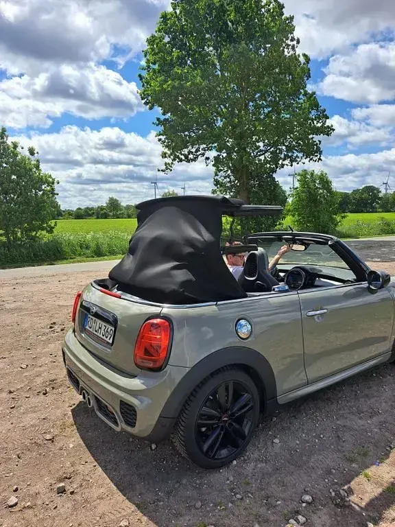 Gebraucht Mini John Cooper Works Essential 178 PS (130 kW) 2021 Beige Kleinwagen