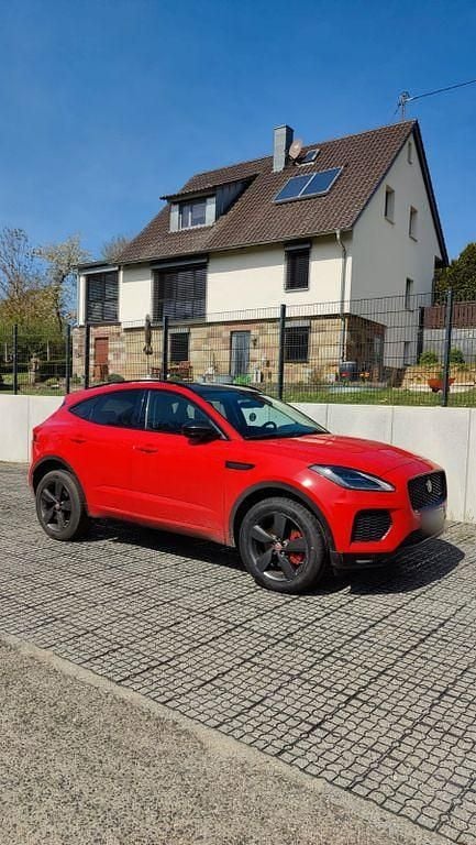 Rot Gebraucht 2020 Jaguar E-Pace R-Dynamic SUV | 18.900 € (Guter Preis) - Bild 1/4
