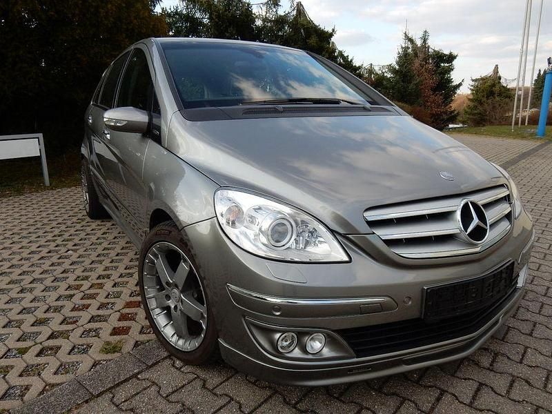 Gebraucht Mercedes B200 193 PS (141 kW) 2005 Beige Van / Kleinbus