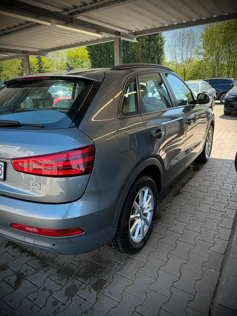 Gebraucht Audi Q3 140 PS (102 kW) 2015 Grau SUV