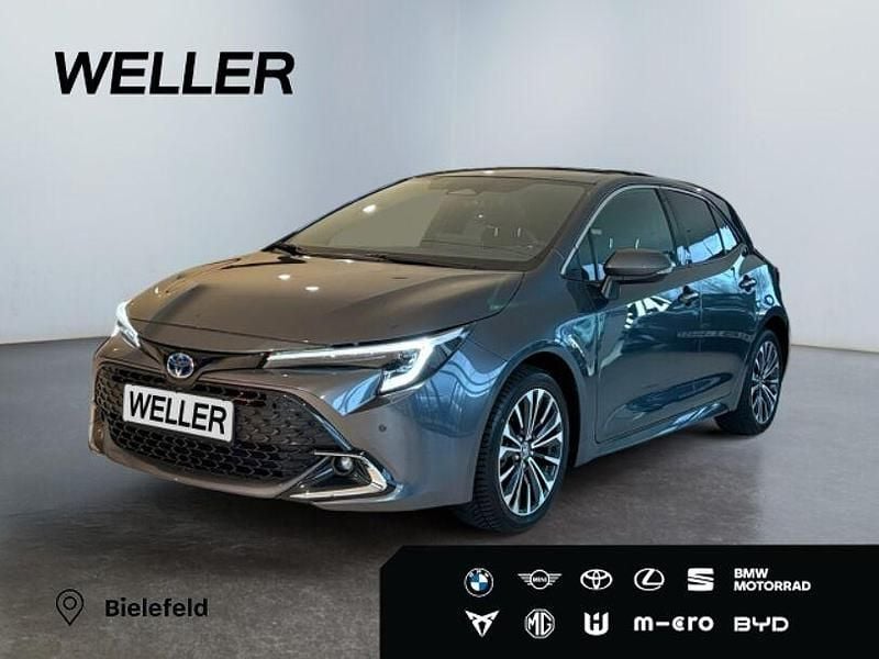 Grau Gebraucht 2024 Toyota Corolla Team Limousine | 25.680 € (Guter Preis) - Bild 1/3