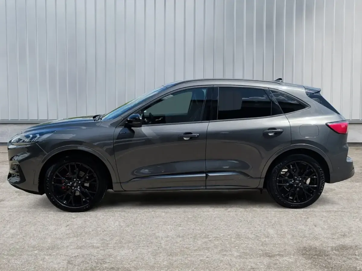 Gebraucht Ford Kuga ST-Line X 190 PS (139 kW) 2023 Grau SUV