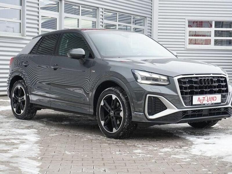 Gebraucht Audi Q2 S-Line 150 PS (110 kW) 2022 Grau SUV