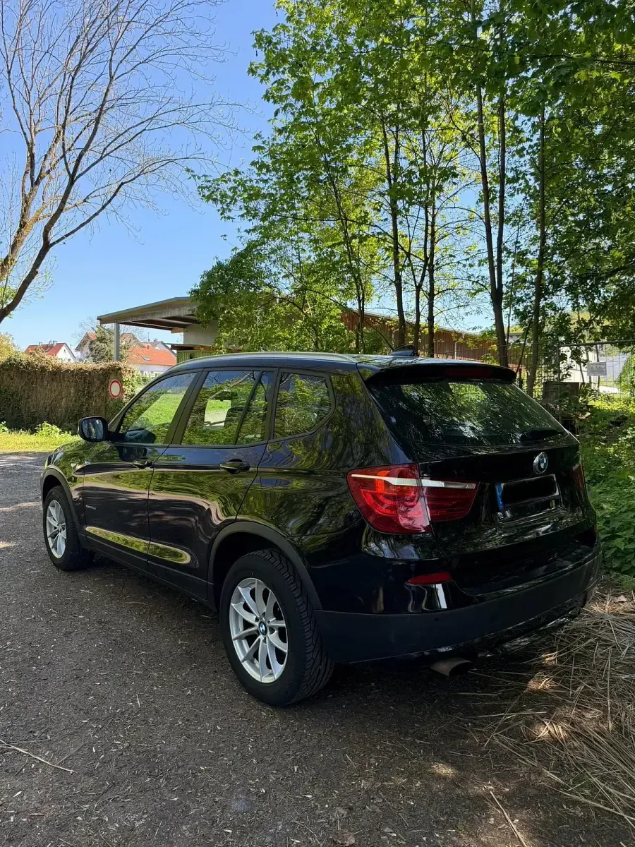 Gebraucht BMW X3 184 PS (135 kW) 2011 Schwarz SUV