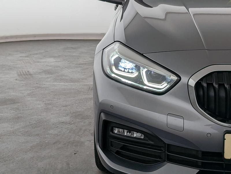 Gebraucht BMW 116 Advantage 116 PS (85 kW) 2022 Grau Kleinwagen