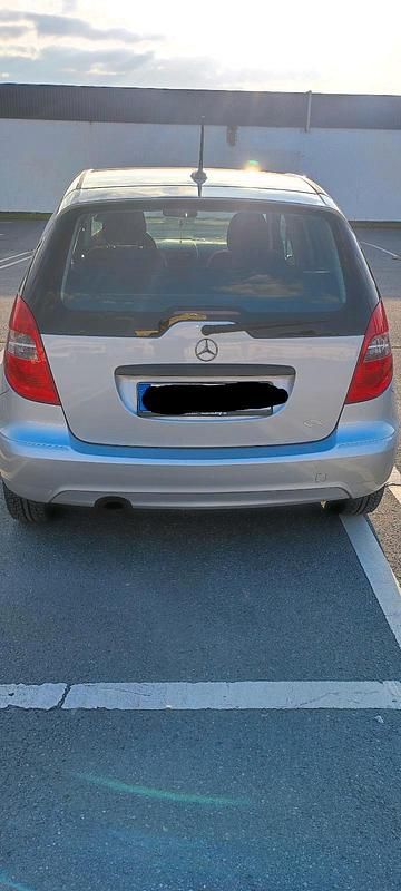 Gebraucht Mercedes A160 2011 Silber Limousine