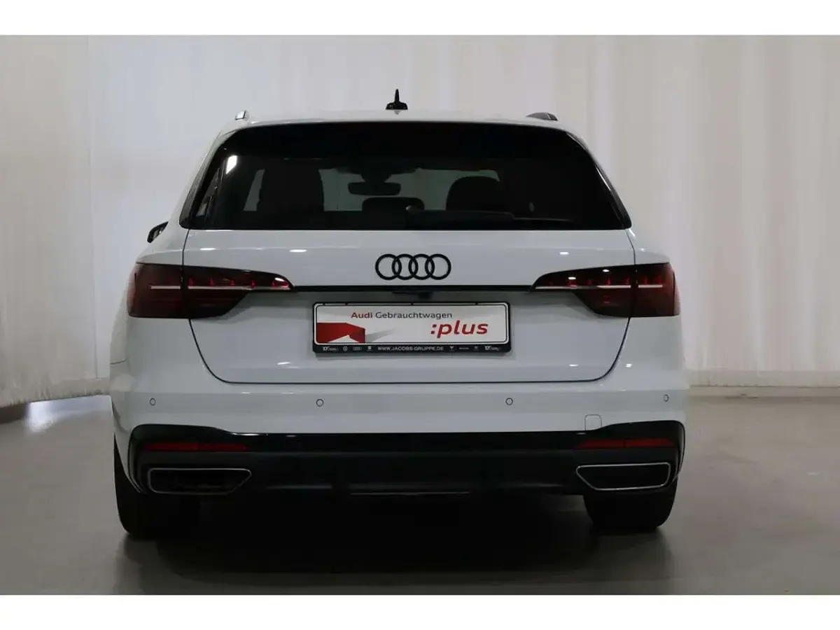Gebraucht Audi A4 S-Line 204 PS (150 kW) 2025 Weiß Limousine