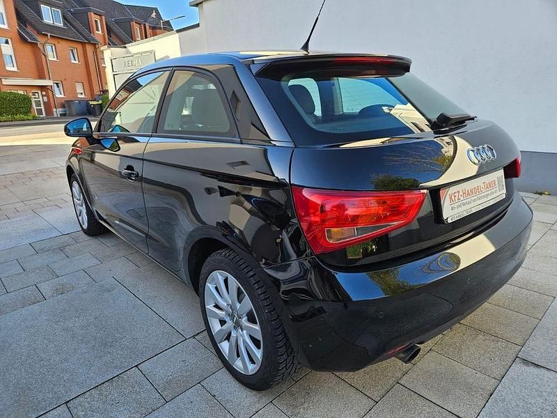 Gebraucht Audi A1 Ambition 86 PS (63 kW) 2011 Schwarz Kleinwagen