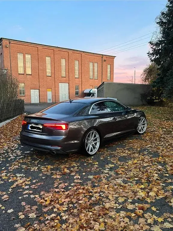 Gebraucht Audi A5 S-Line 190 PS (139 kW) 2019 Grau Coupé