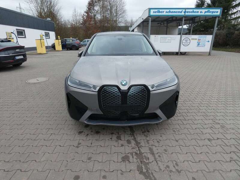 Gebraucht 2022 BMW iX El 326 PS (56.990 €) | 92237 Sulzbach - Rosenberg ...