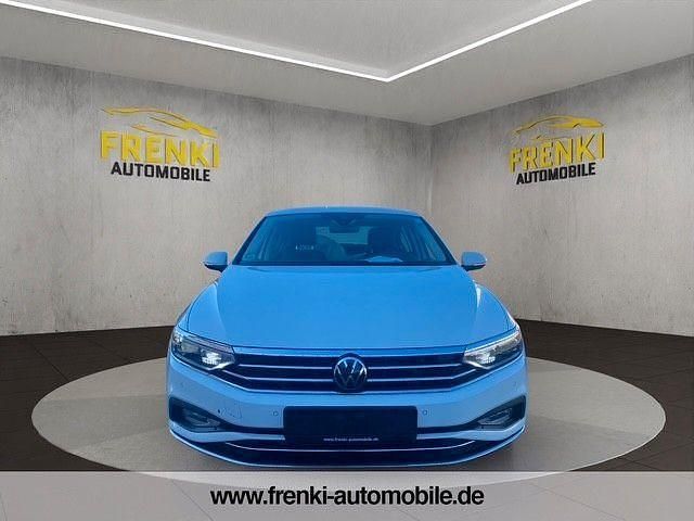 Gebraucht VW Passat Elegance 150 PS (110 kW) 2021 Weiß Limousine