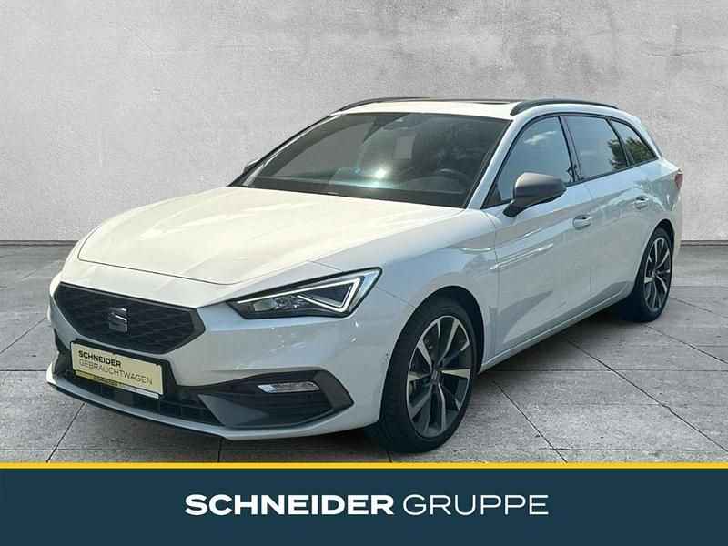 Weiß Gebraucht 2023 Seat Leon FR Limousine | 37.890 € - Bild 1/4