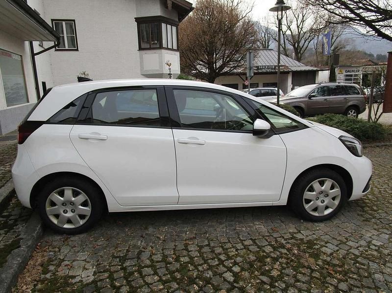 Gebraucht Honda Jazz Elegance 98 PS (72 kW) 2020 Taffeta weiss iii Kleinwagen