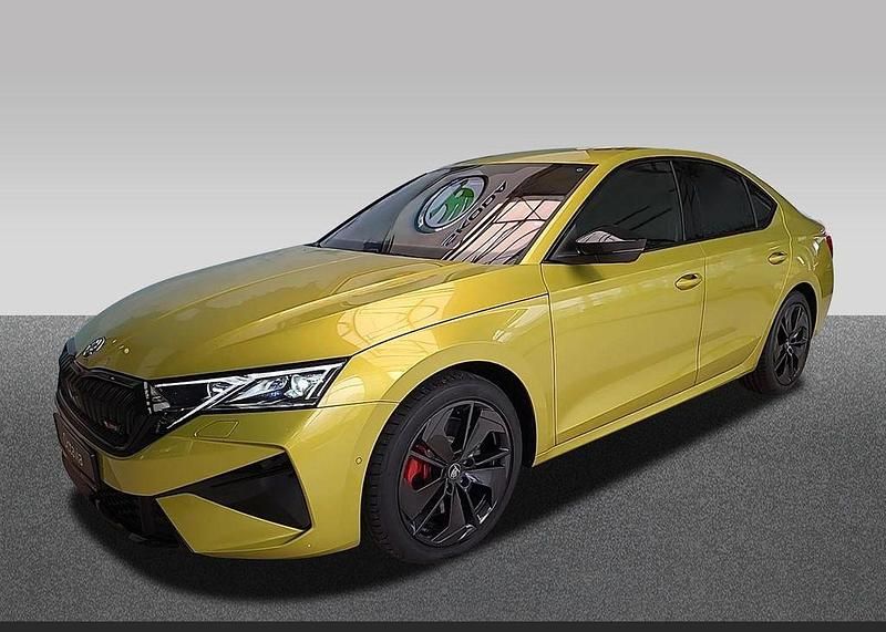 Neu Skoda Octavia RS 265 PS (194 kW) 2026 Gold Limousine