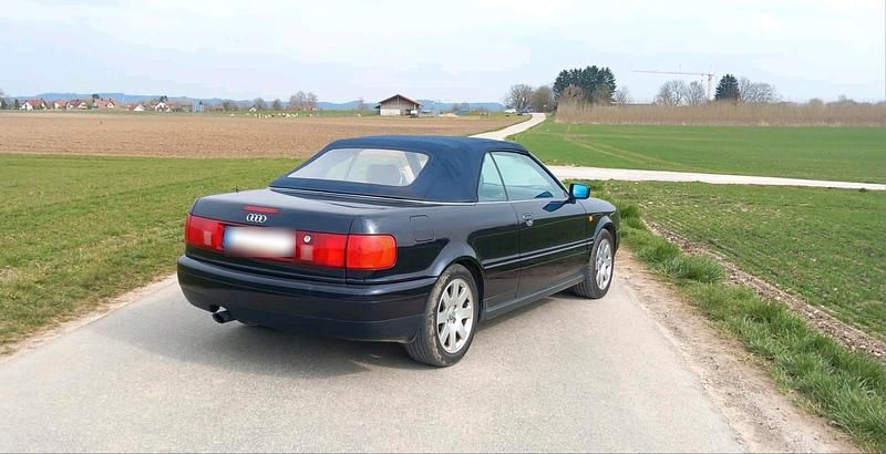 Second-hand Audi 80 125 CP (91 kW) 1999 Albastru Cabrio