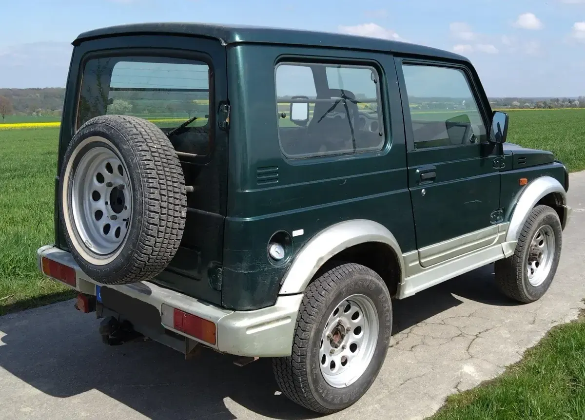 Gebraucht Suzuki Samurai 69 PS (50 kW) 2000 Grün SUV