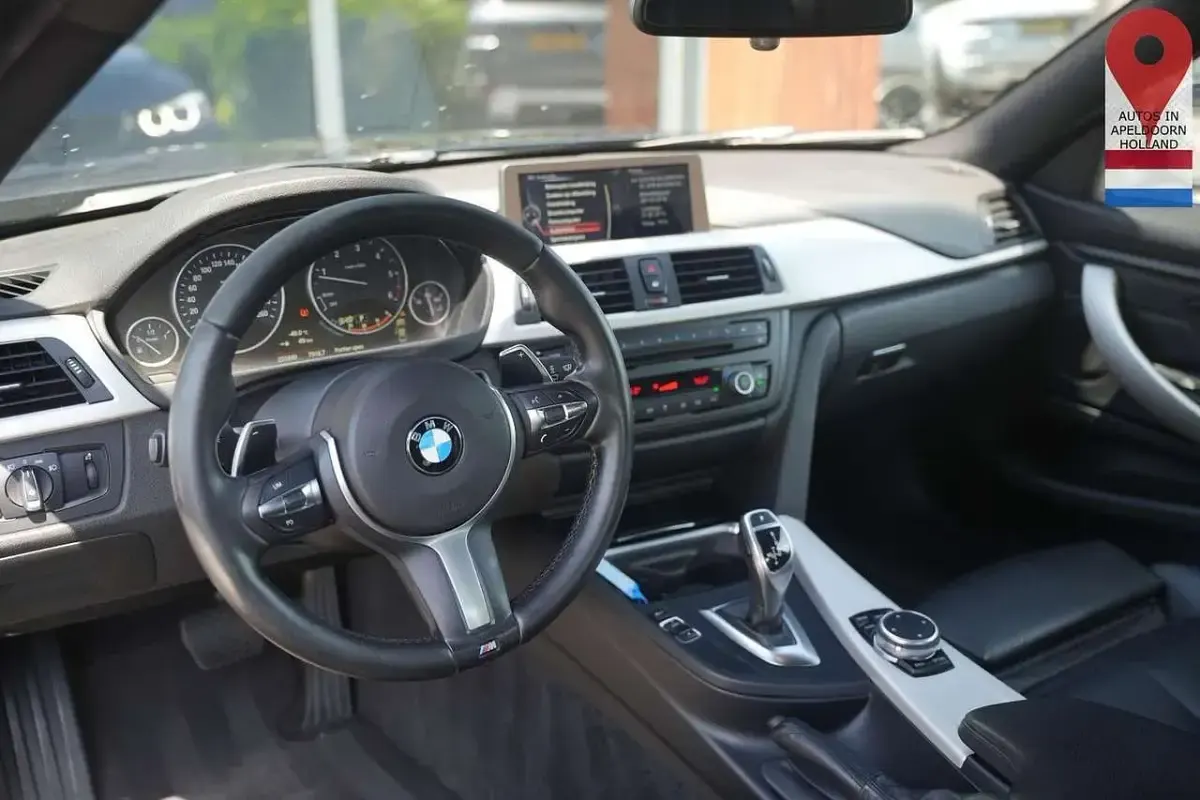Gebraucht BMW 420 Executive 190 PS (139 kW) 2016 Midnight blue metallic Coupé