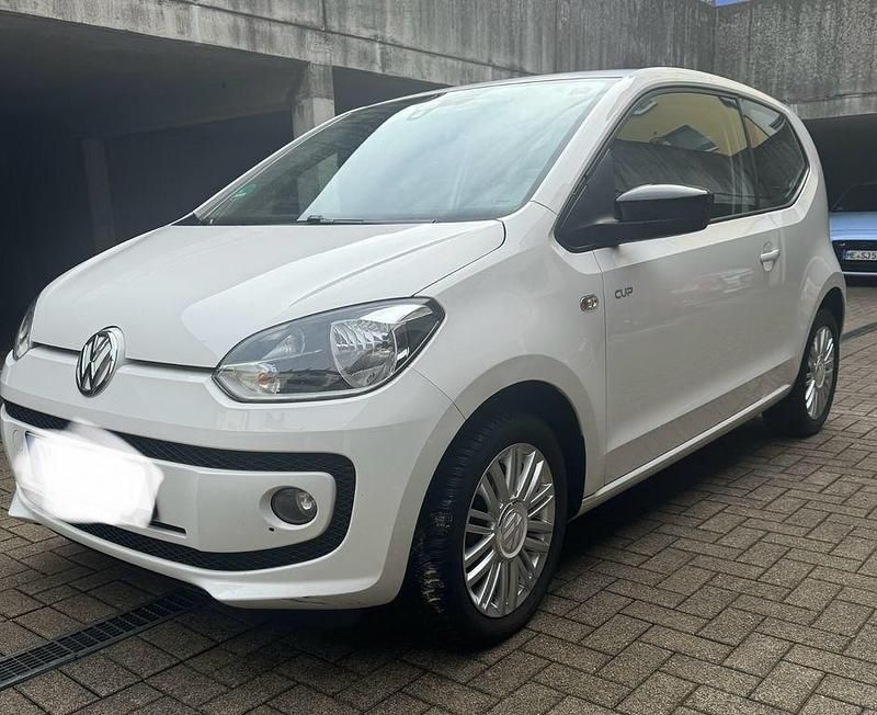 Weiß Gebraucht 2015 VW up! Edition Kleinwagen | 4.500 € (Fairer Preis) - Bild 1/4