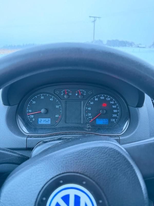 Grau Gebraucht 2003 VW Polo Kombi | 850 € (Guter Preis) - Bild 1/4