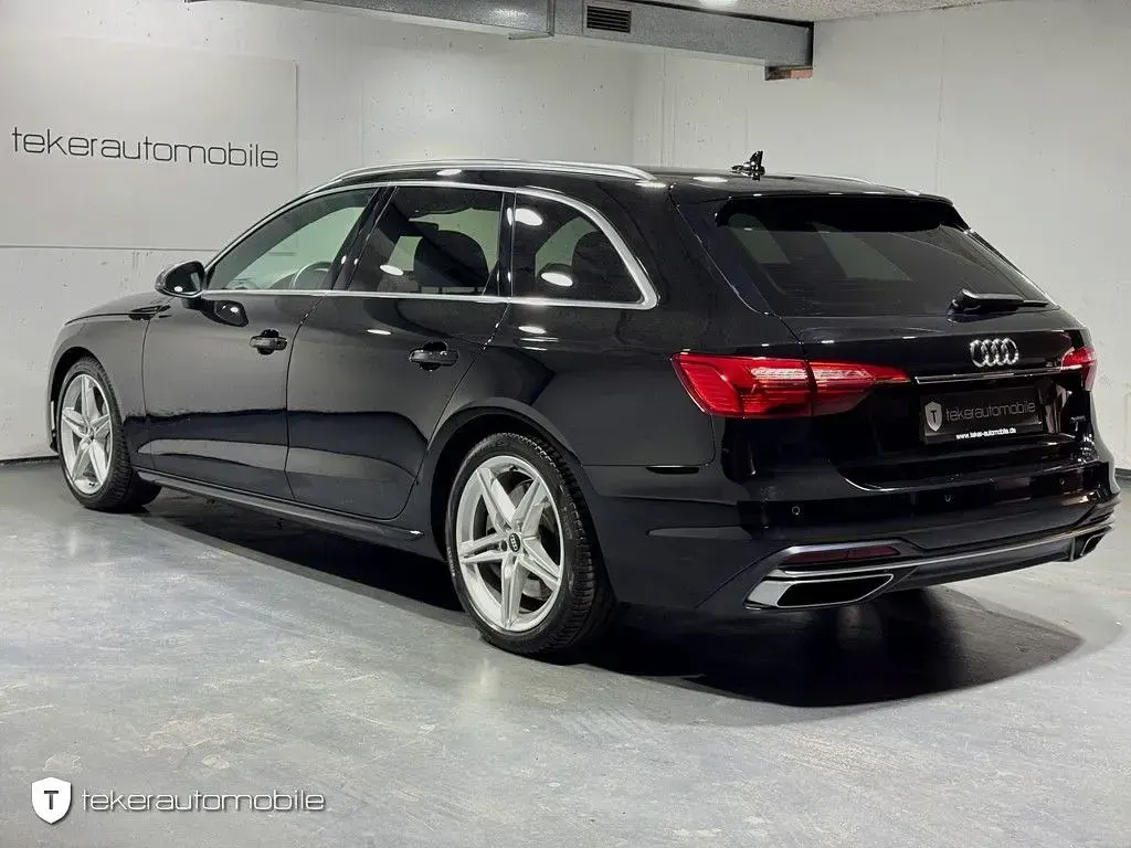 Gebraucht Audi A4 Advanced 286 PS (210 kW) 2021 Brillantschwarz Kombi