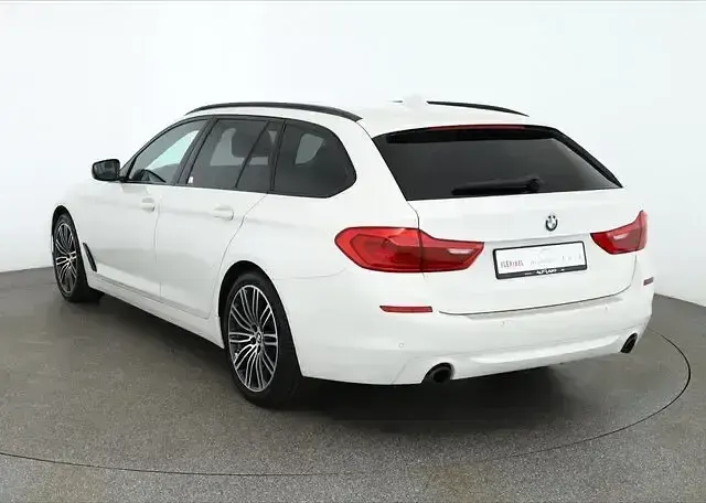 Gebraucht BMW 520 184 PS (135 kW) 2018 Andere Kombi