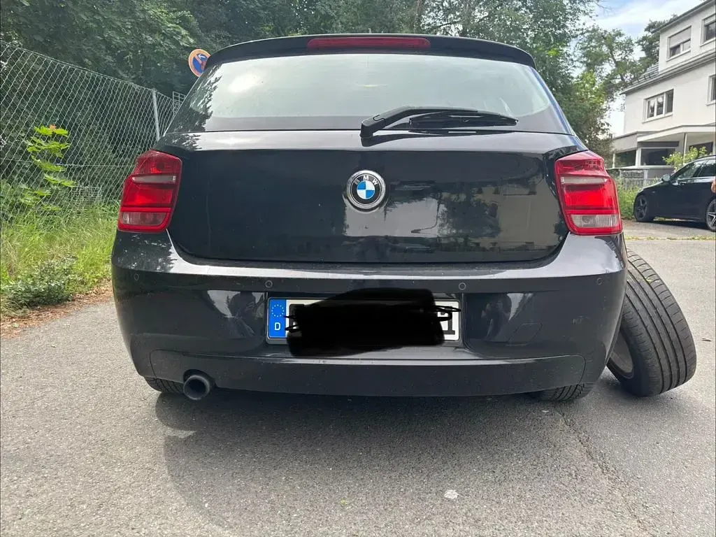 Gebraucht BMW 114 Advantage 102 PS (75 kW) 2014 Schwarz Kleinwagen