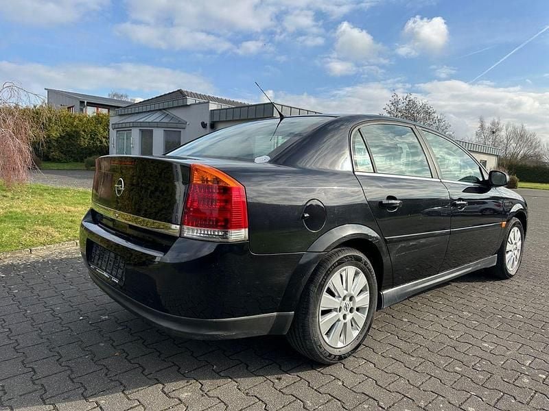 Gebraucht Opel Vectra Comfort 147 PS (108 kW) 2002 Schwarz Limousine