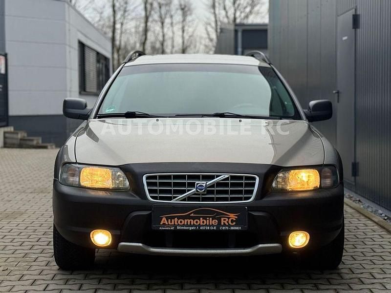 Gebraucht Volvo XC70 200 PS (147 kW) 2002 Gold Kombi