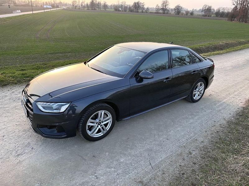 Gebraucht Audi A4 Advanced 204 PS (150 kW) 2021 Grau Limousine