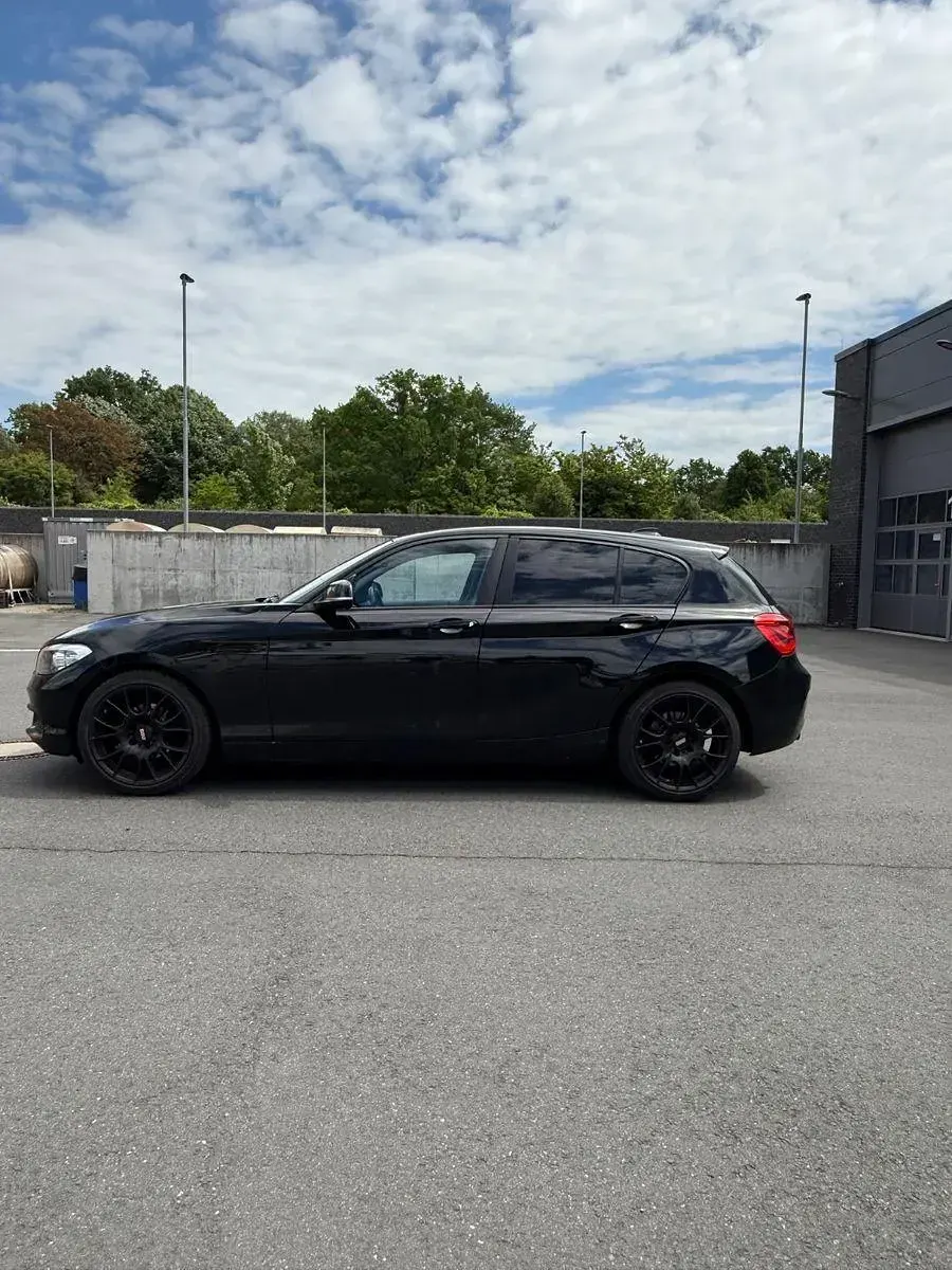 Gebraucht BMW 116 M Sport 109 PS (80 kW) 2016 Schwarz Kleinwagen