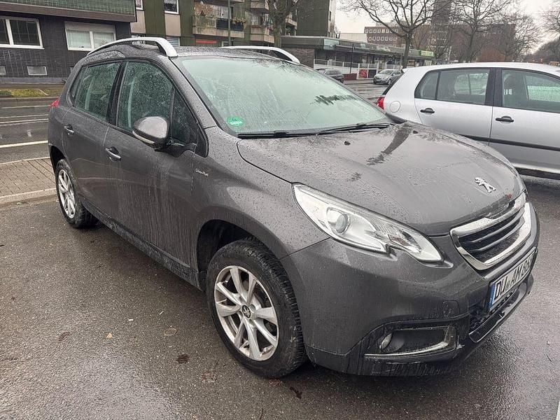 Andere farben Gebraucht 2016 Peugeot 2008 Active SUV | 4.600 € (Superpreis) - Bild 1/4