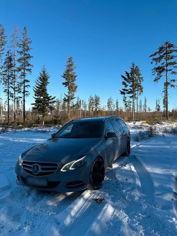 Usata Mercedes E350 252 CV (185 kW) 2013 Grigio Station wagon