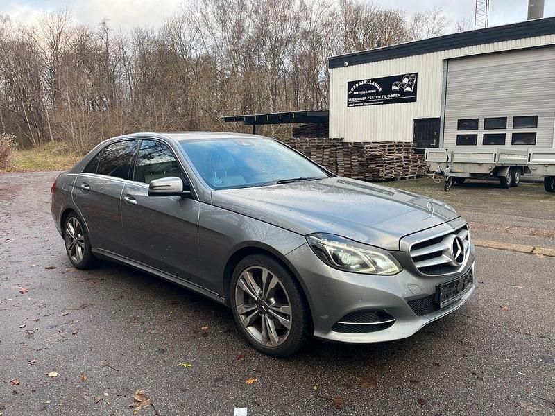 Gebraucht Mercedes E400 333 PS (244 kW) 2014 Silber Limousine