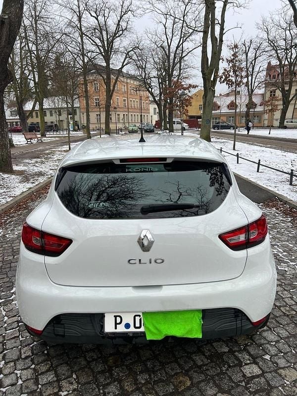 Gebraucht Renault Clio IV Life 73 PS (53 kW) 2016 Weiß Kleinwagen