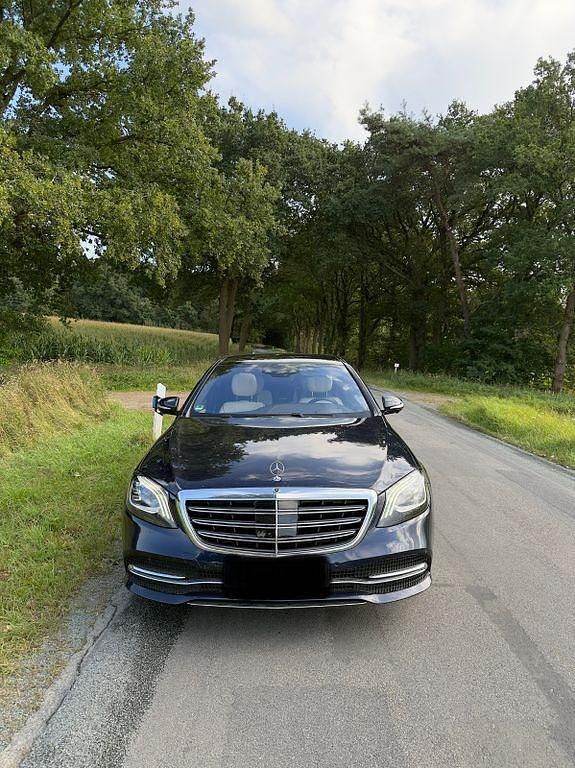 Blau Gebraucht 2018 Mercedes S400 Exclusive Limousine | 48.900 € (Guter Preis) - Bild 1/4