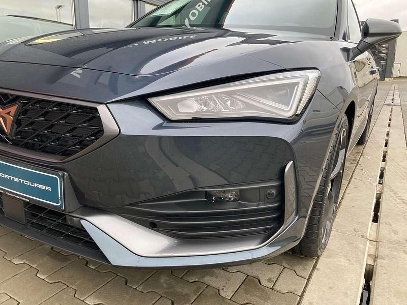 Neu Cupra Leon 150 PS (110 kW) 2025 "magnetic tech" Kombi