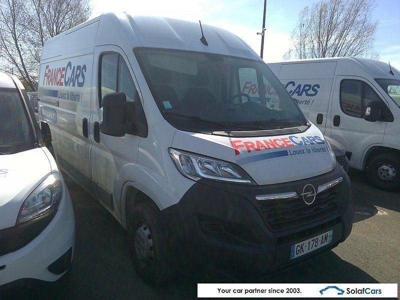 Używany Opel Movano 140 KM (102 kW) 2022 Biały Van