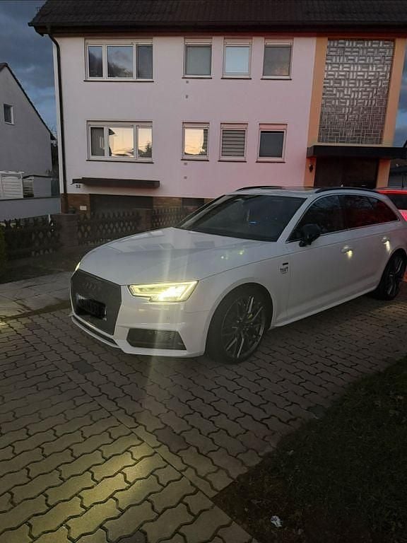 Gebraucht Audi A4 Ambiente 190 PS (139 kW) 2016 Weiß Limousine