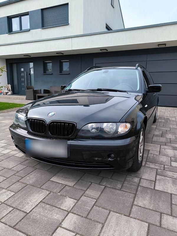 Gebraucht BMW 316 116 PS (85 kW) 2002 Schwarz Kombi