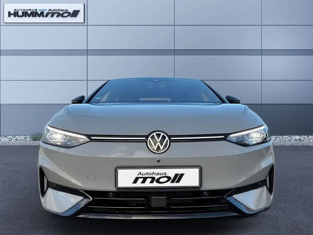 Używany VW ID.7 Pro 210 kW (286 KM) 2024 Szary Sedan/Limuzyna