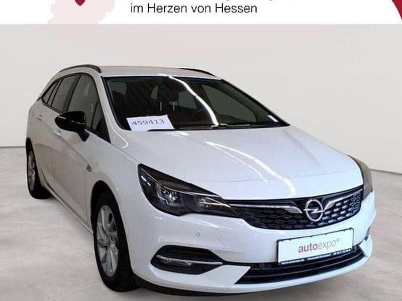 Schneeweiß Gebraucht 2022 Opel Astra Edition Kombi | 9.989 € (Guter Preis) - Bild 1/4