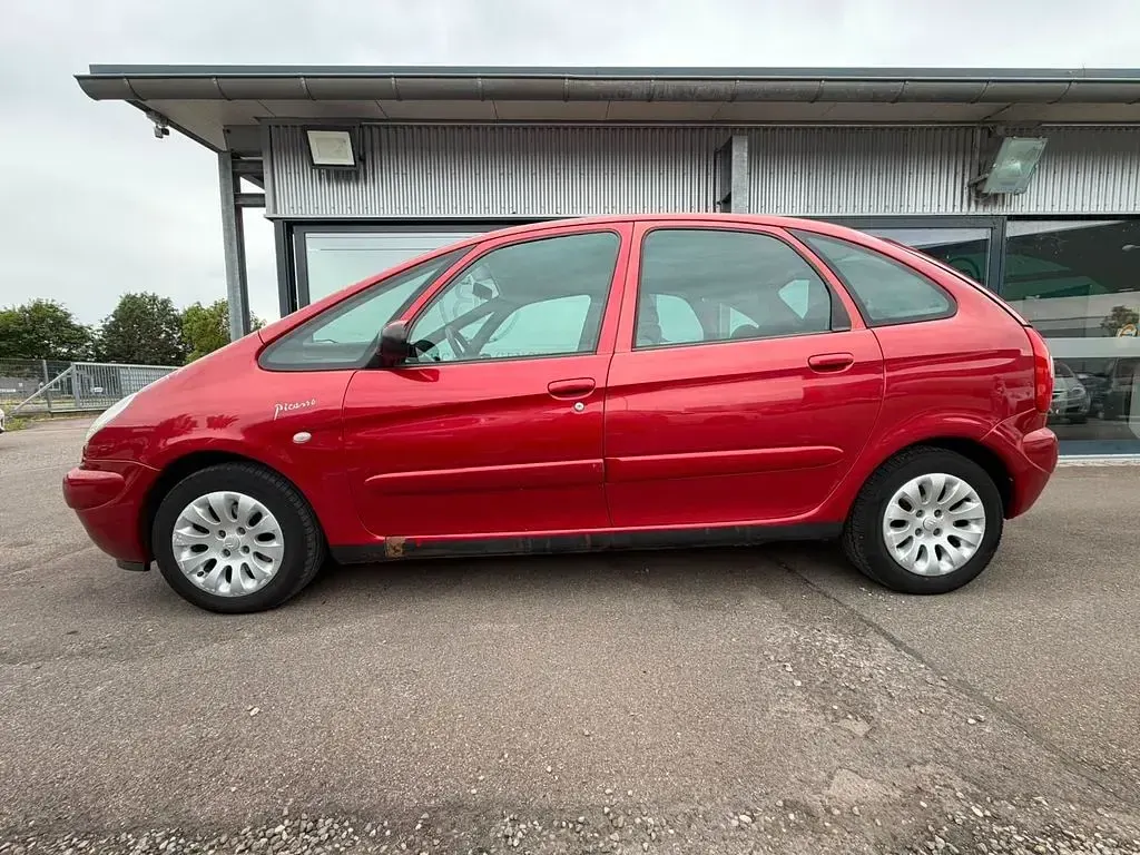 Gebraucht Citroën Xsara Picasso Exclusive 116 PS (85 kW) 2003 Farbe luziferrot/metalliclack Van / Kleinbus