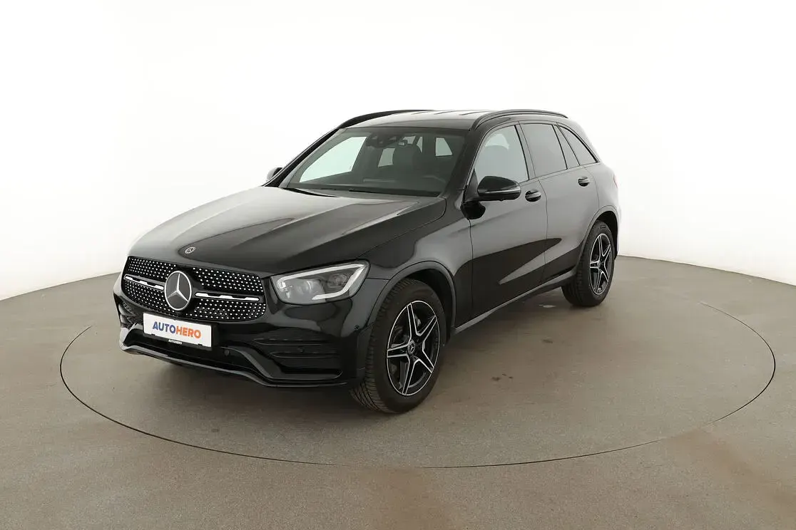 Gebraucht Mercedes GLC300 AMG line 245 PS (180 kW) 2020 SUV