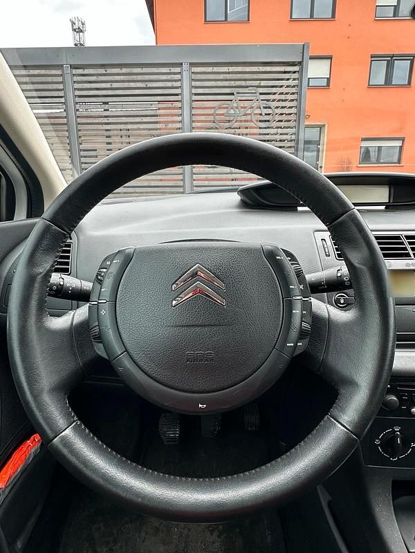 Second-hand Citroën C4 150 CP (110 kW) 2010 Alb Coupe