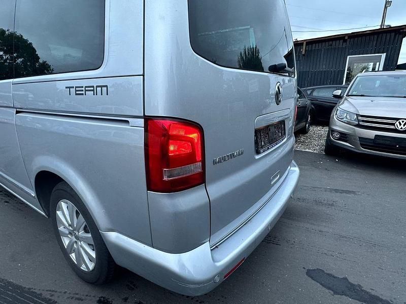 Gebraucht VW T5 Team 179 PS (131 kW) 2010 Silber Van