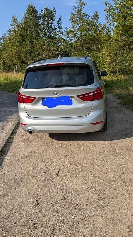 Gebraucht BMW 218 Advantage 140 PS (102 kW) 2019 Silber Kombi