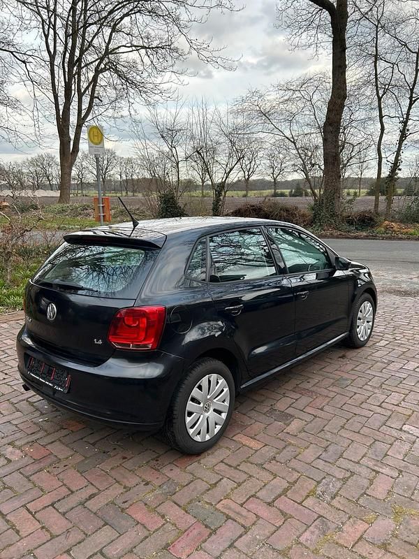 Gebraucht VW Polo 86 PS (63 kW) 2010 Schwarz Kleinwagen