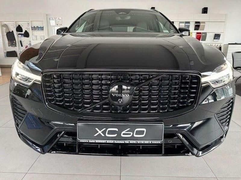 Gebraucht Volvo XC60 Plus 250 PS (183 kW) 2025 Schwarz SUV